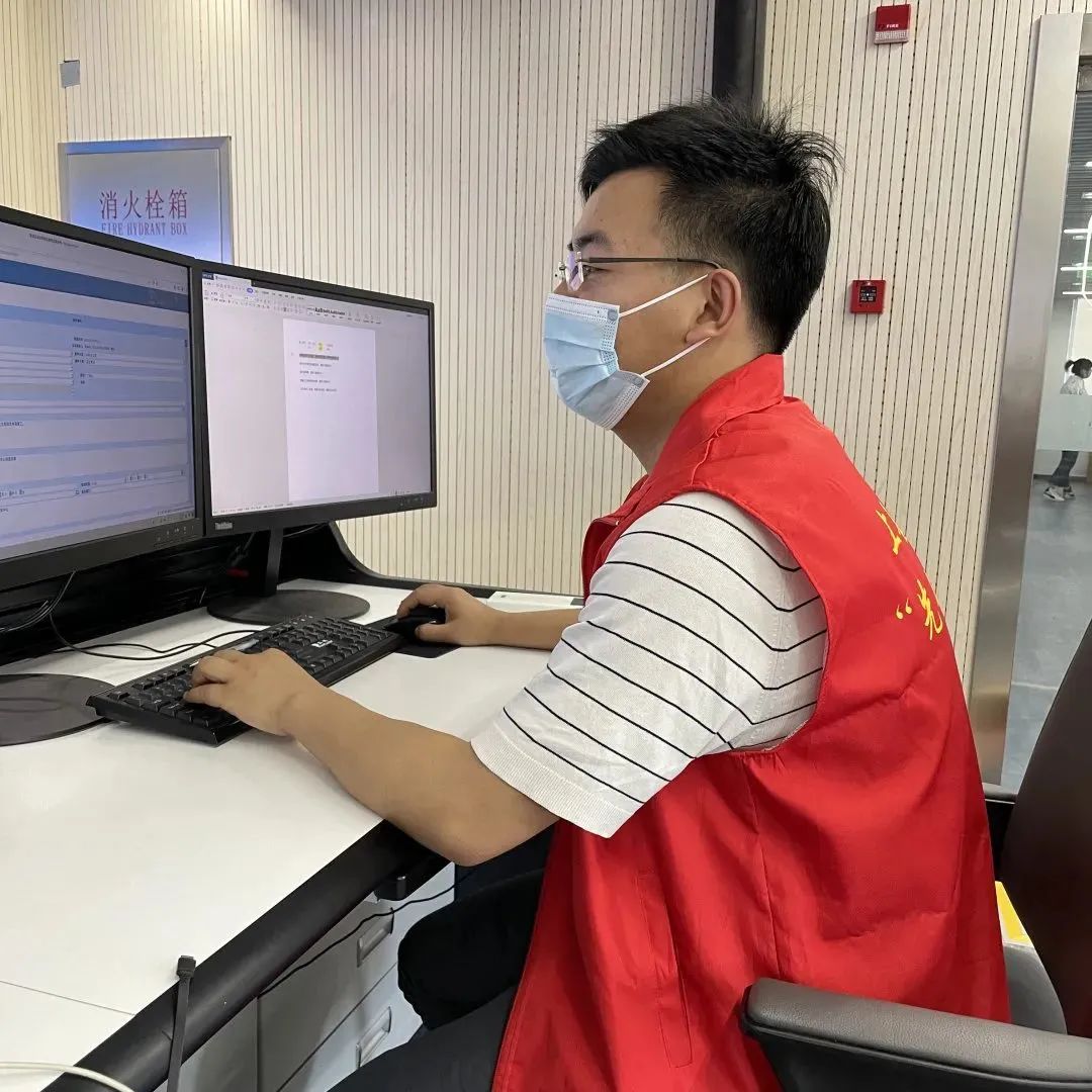 详细阅读:苍南最新上海医保局24小时在线咨询方法分析(最方便真实的苍南上海医保局24小时在线咨询平台方法) 苍南最新上海医保局24小时在线咨询方法分析(最方便真实的苍南上海医保局24小时在线咨询平台方法)